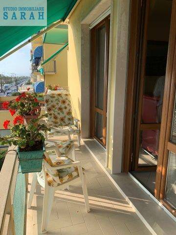 appartamento in vendita a Camaiore in zona Lido di Camaiore