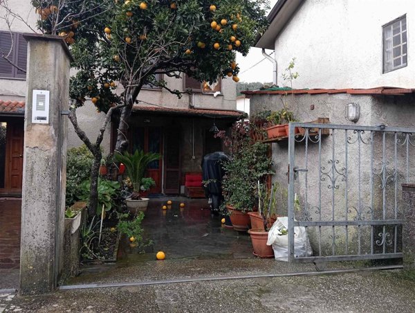 appartamento in vendita a Camaiore in zona Lido di Camaiore