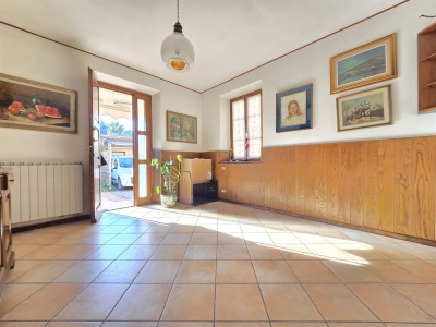 casa indipendente in vendita a Camaiore