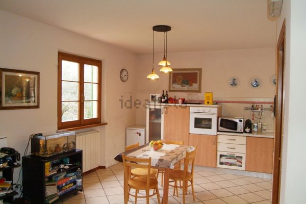 casa indipendente in vendita a Camaiore