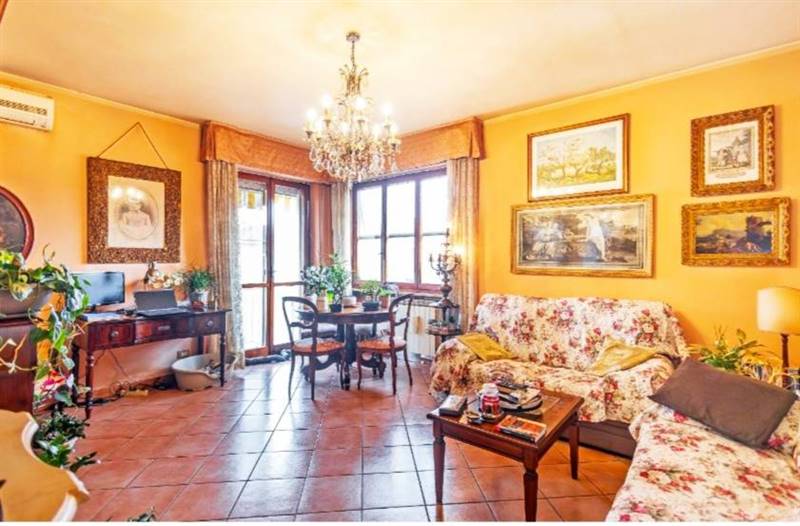 appartamento in vendita a Camaiore in zona Lido di Camaiore