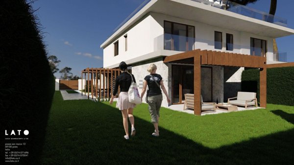 casa indipendente in vendita a Camaiore