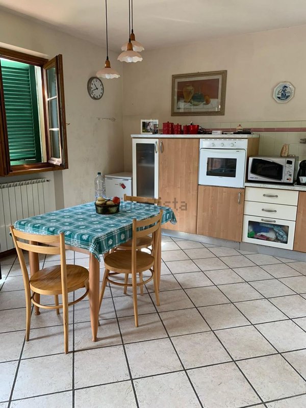 casa indipendente in vendita a Camaiore