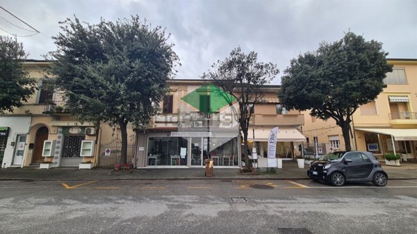 casa indipendente in vendita a Camaiore in zona Lido di Camaiore