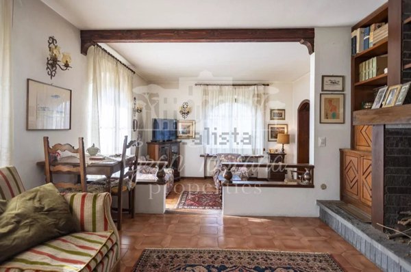 casa indipendente in vendita a Camaiore in zona Lido di Camaiore