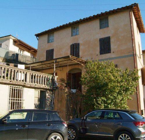 casa indipendente in vendita a Camaiore