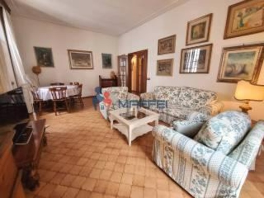 appartamento in vendita a Camaiore in zona Lido di Camaiore