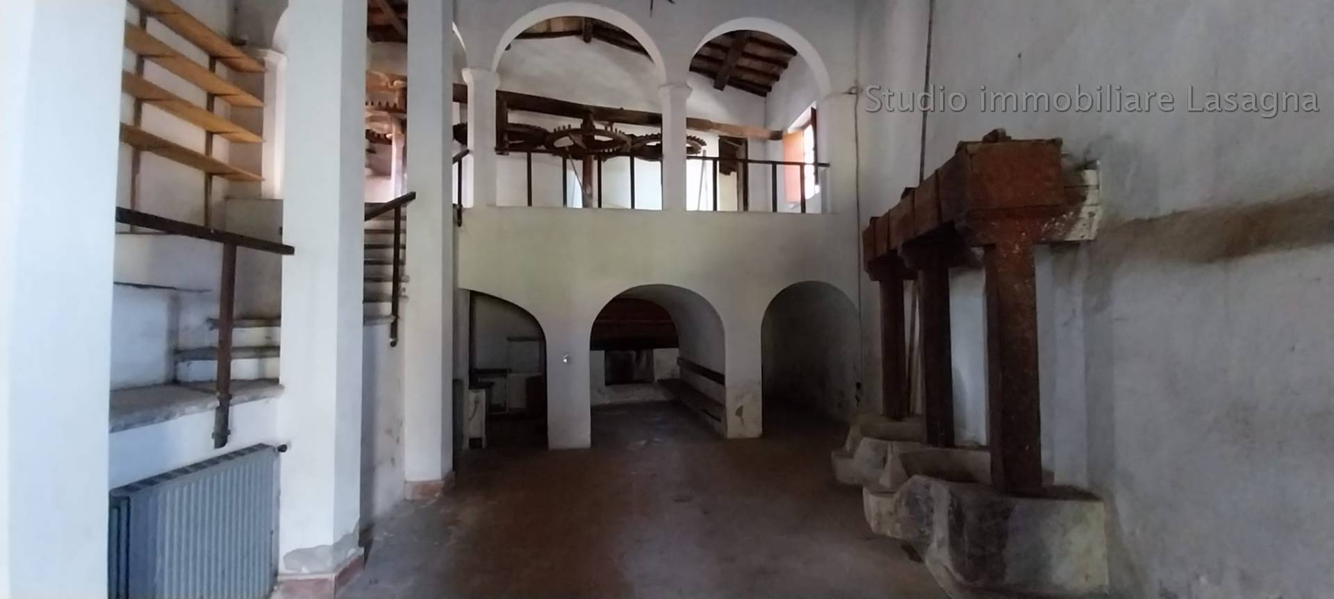 casa indipendente in vendita a Camaiore