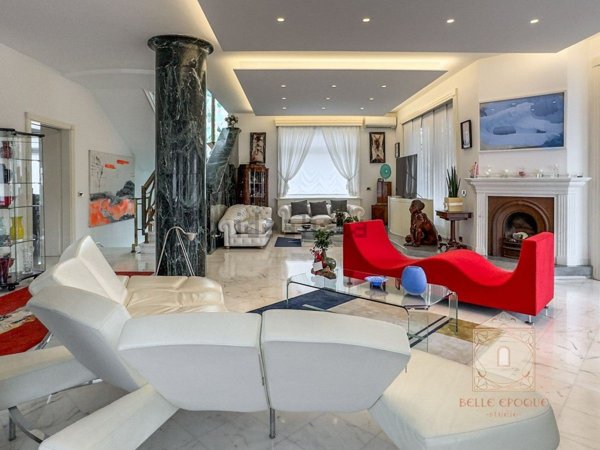 casa indipendente in vendita a Camaiore in zona Lido di Camaiore