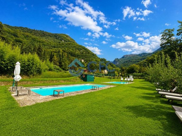 appartamento in vendita a Camaiore in zona Lido di Camaiore