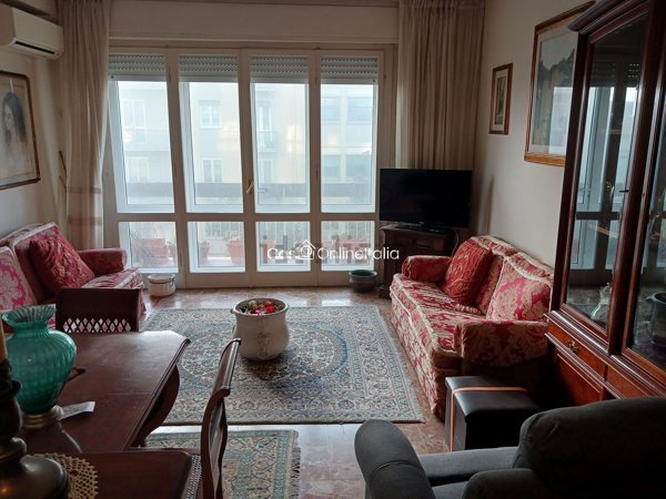 appartamento in vendita a Camaiore in zona Lido di Camaiore