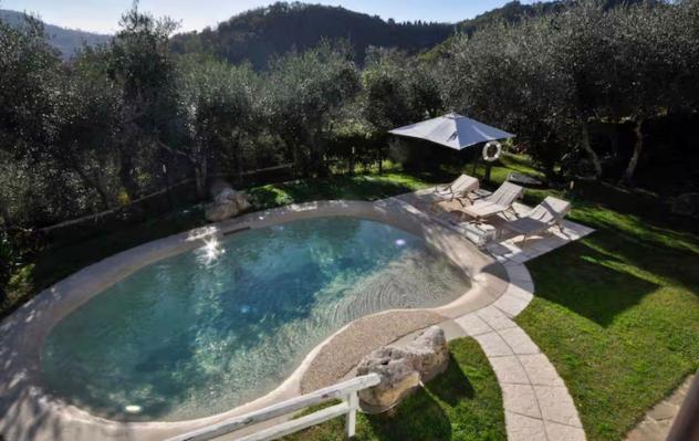 casa indipendente in vendita a Camaiore in zona Montebello