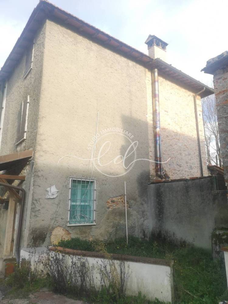 casa indipendente in vendita a Camaiore