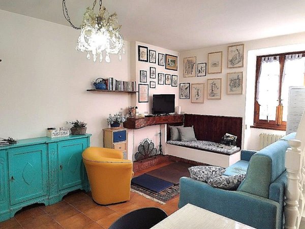 casa indipendente in vendita a Camaiore