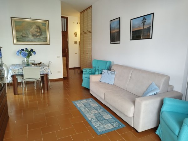 appartamento in vendita a Camaiore in zona Lido di Camaiore