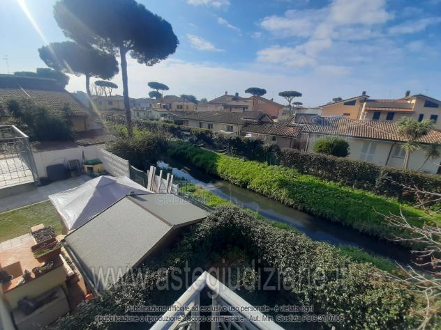 casa indipendente in vendita a Camaiore in zona Lido di Camaiore