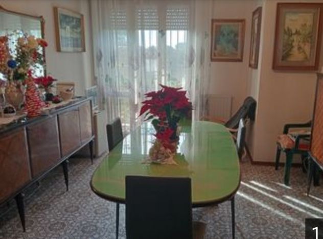 appartamento in vendita a Camaiore in zona Lido di Camaiore