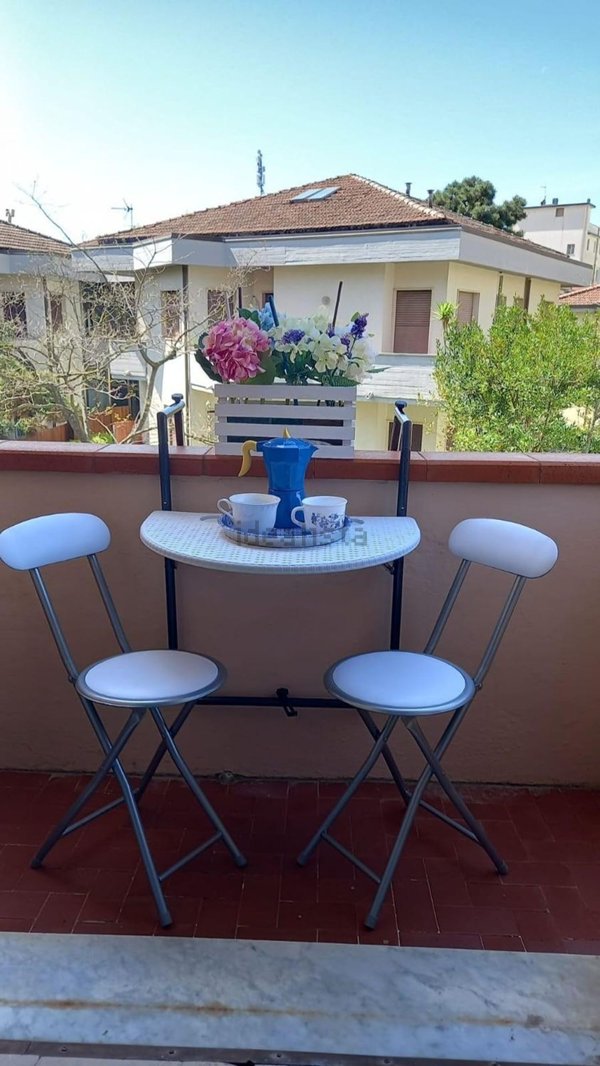 appartamento in vendita a Camaiore in zona Lido di Camaiore