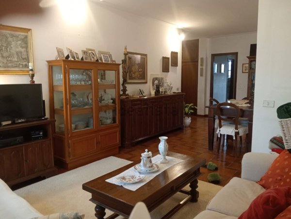 appartamento in vendita a Camaiore in zona Lido di Camaiore