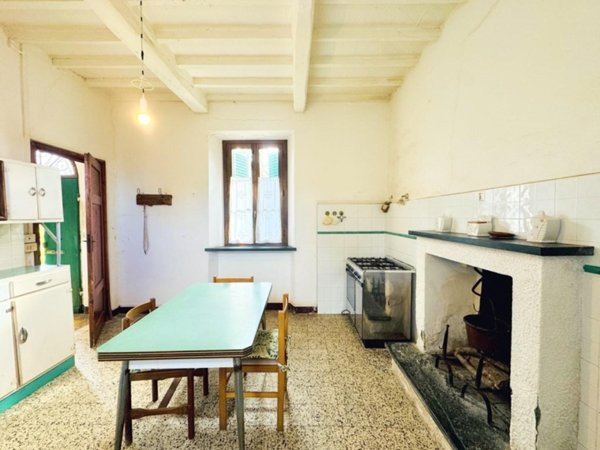 casa indipendente in vendita a Camaiore in zona Lido di Camaiore