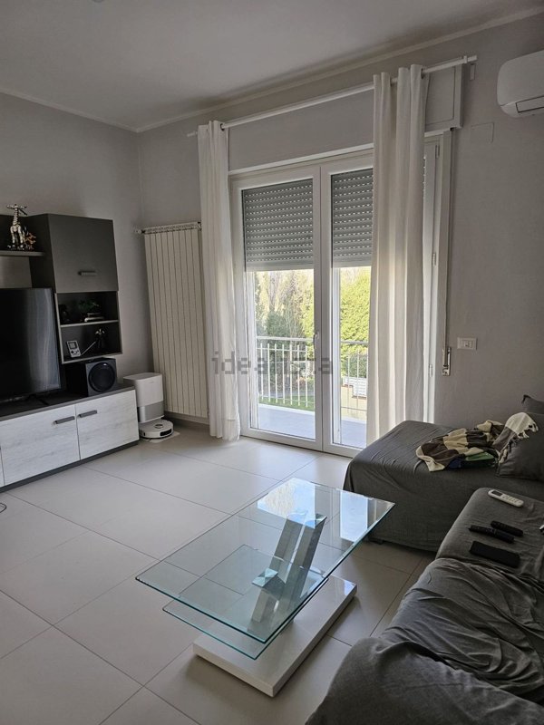 appartamento in vendita a Camaiore in zona Lido di Camaiore