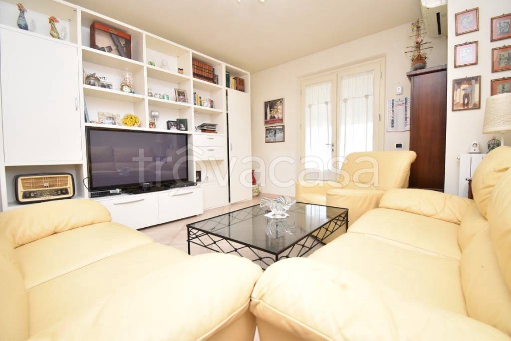 appartamento in vendita a Camaiore in zona Capezzano Pianore