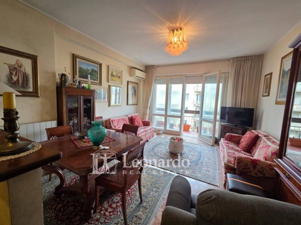 appartamento in vendita a Camaiore in zona Lido di Camaiore