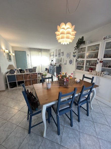 casa indipendente in vendita a Camaiore in zona Capezzano Pianore