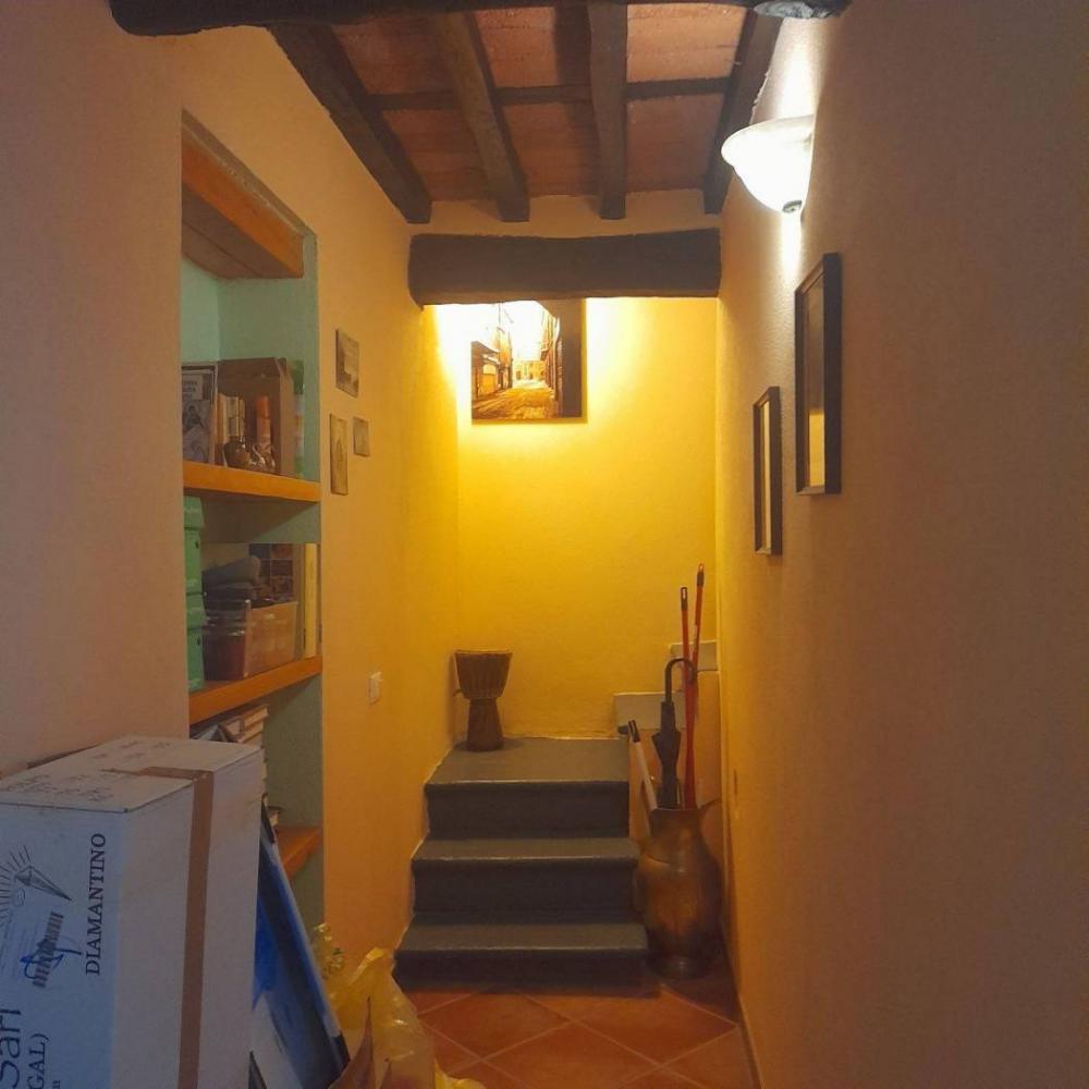 casa indipendente in vendita a Camaiore