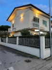 casa indipendente in vendita a Camaiore in zona Lido di Camaiore