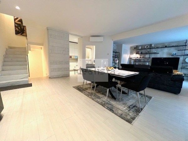 casa indipendente in vendita a Camaiore in zona Lido di Camaiore