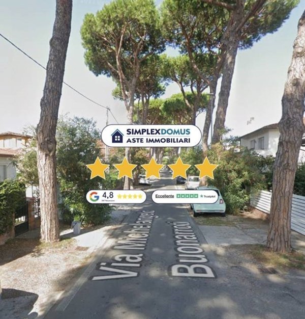 appartamento in vendita a Camaiore in zona Lido di Camaiore