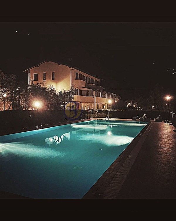 casa indipendente in vendita a Camaiore