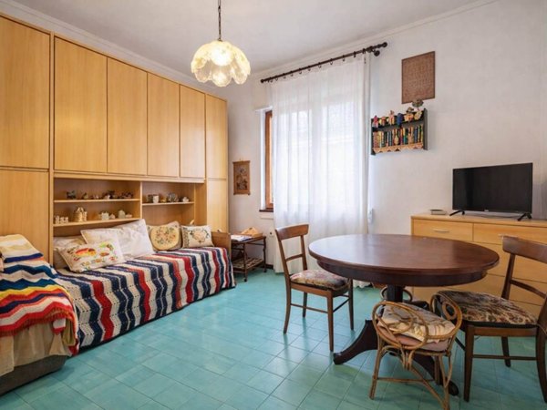 appartamento in vendita a Camaiore in zona Lido di Camaiore