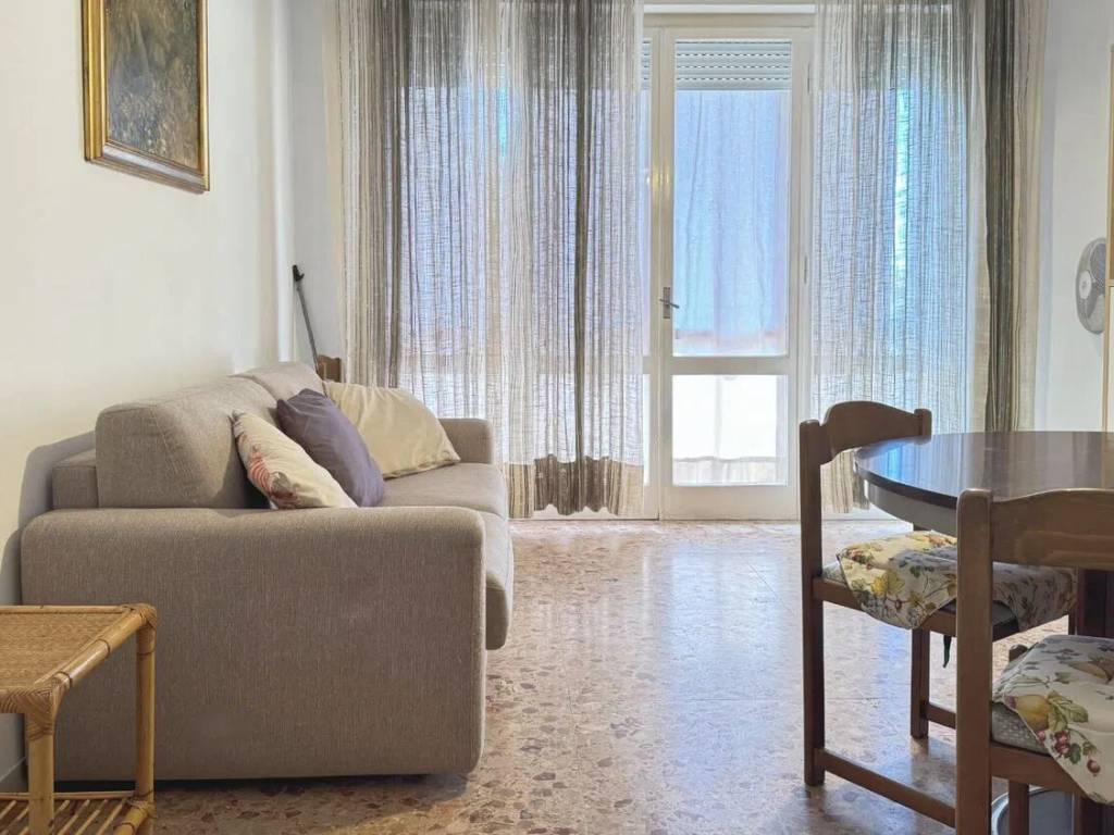 appartamento in vendita a Camaiore in zona Lido di Camaiore