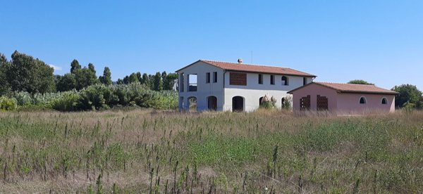 casa indipendente in vendita a Camaiore in zona Lido di Camaiore