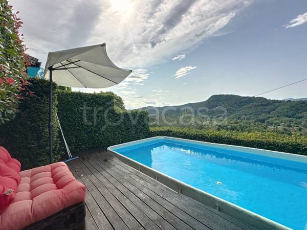 casa indipendente in vendita a Camaiore in zona Orbicciano