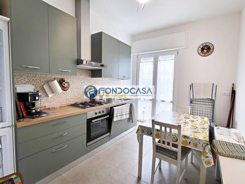 appartamento in vendita a Camaiore in zona Lido di Camaiore