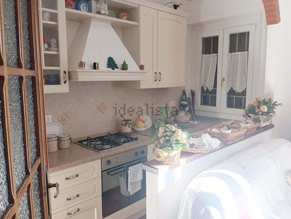 casa indipendente in vendita a Camaiore