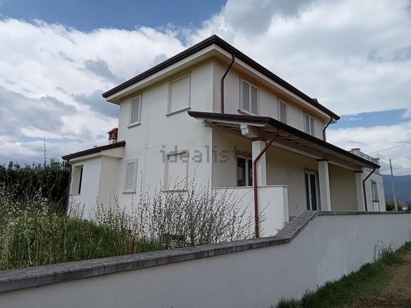 casa indipendente in vendita a Camaiore in zona Capezzano Pianore