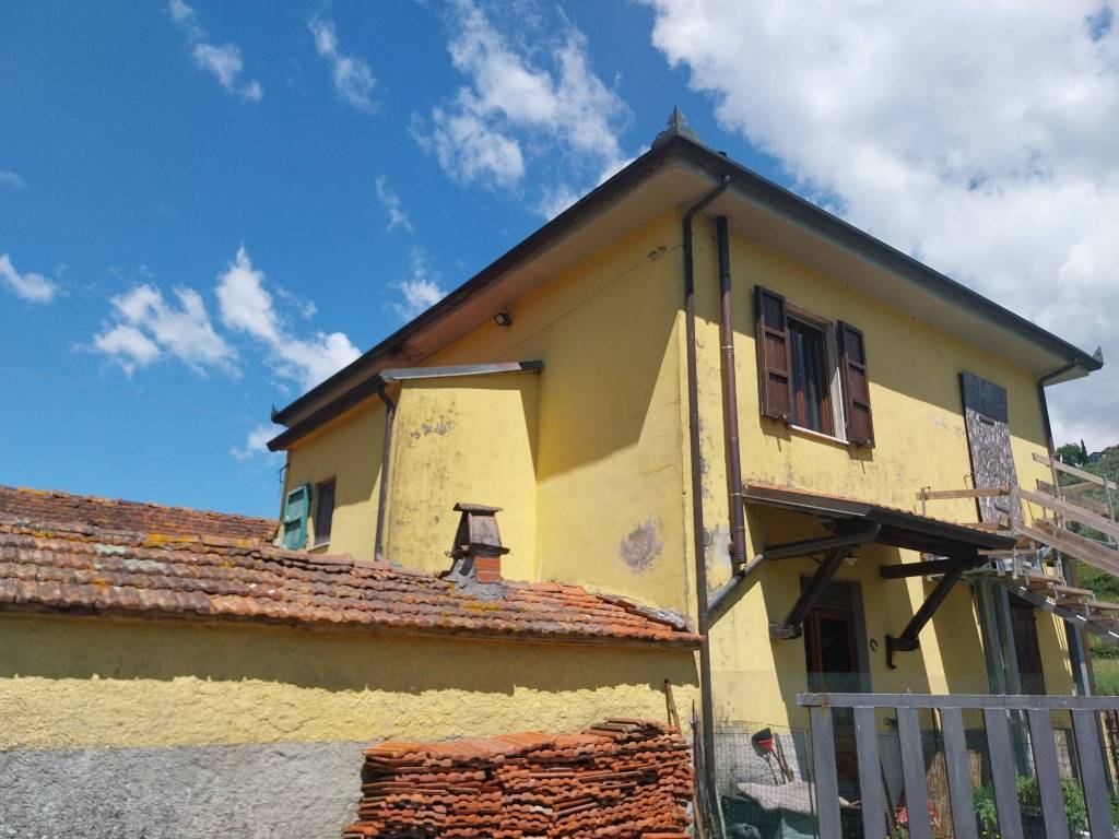 appartamento in vendita a Camaiore in zona Montemagno