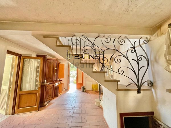 casa indipendente in vendita a Camaiore