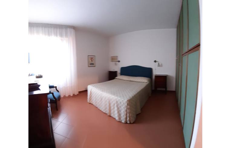 appartamento in vendita a Camaiore in zona Lido di Camaiore