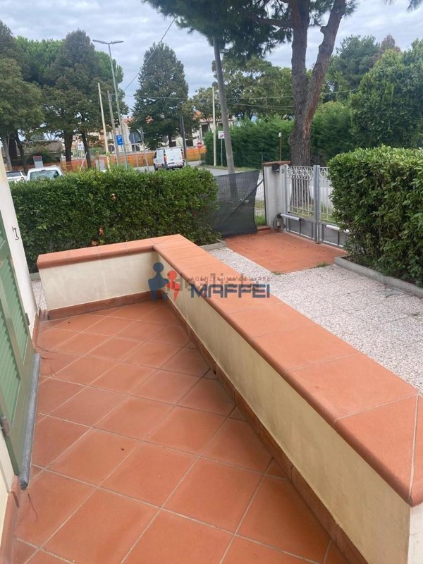 casa indipendente in vendita a Camaiore in zona Lido di Camaiore