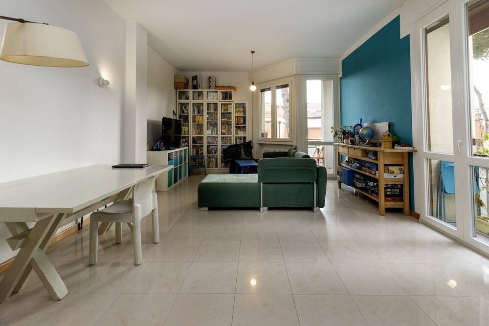 appartamento in vendita a Camaiore in zona Lido di Camaiore