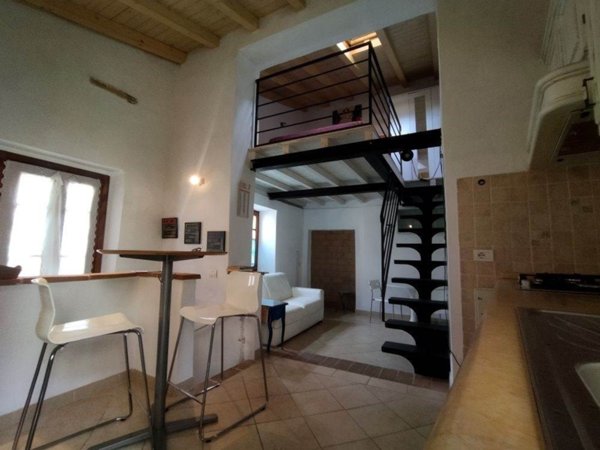 casa indipendente in vendita a Camaiore in zona Montemagno