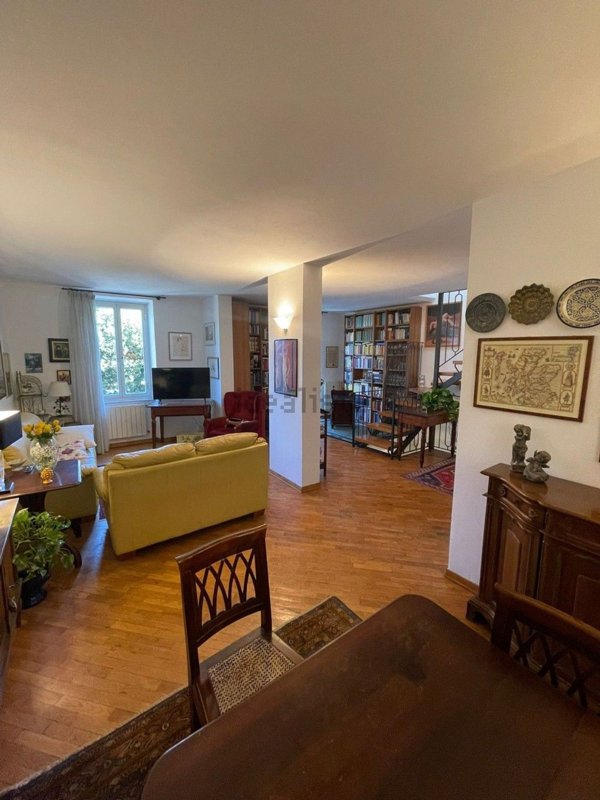 appartamento in vendita a Camaiore in zona Lido di Camaiore