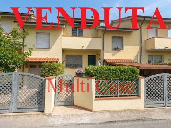 casa indipendente in vendita a Camaiore in zona Capezzano Pianore
