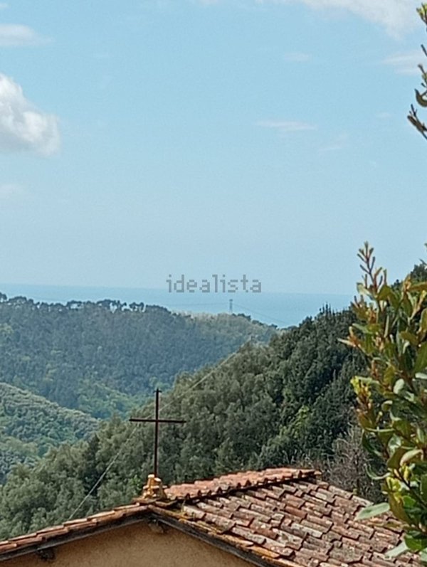casa indipendente in vendita a Camaiore