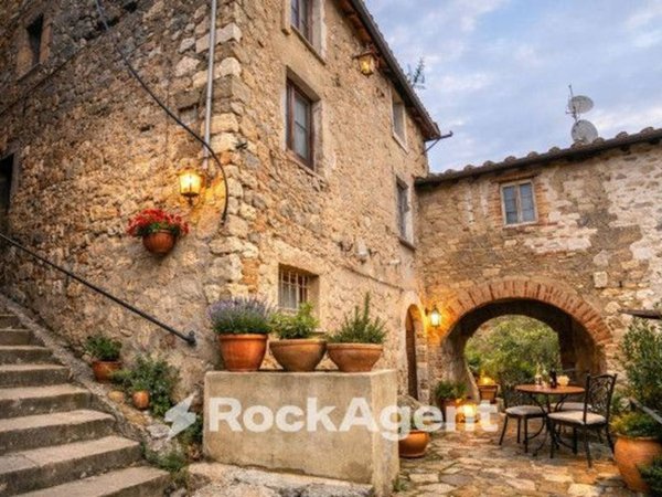 casa indipendente in vendita a Camaiore in zona Nocchi